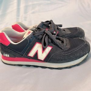 Women’s New Balance 574 Navy and Hot Pink